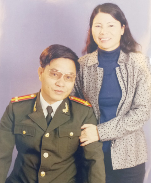 Khi 2 ông bà làm cùng đơn vị