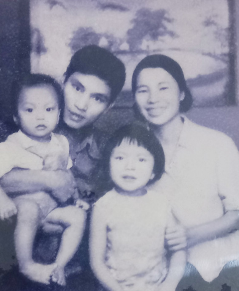 Ông bà có 2 người con